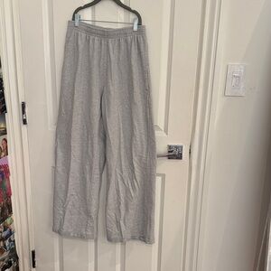 BRANDY MELVILLE sweatpants